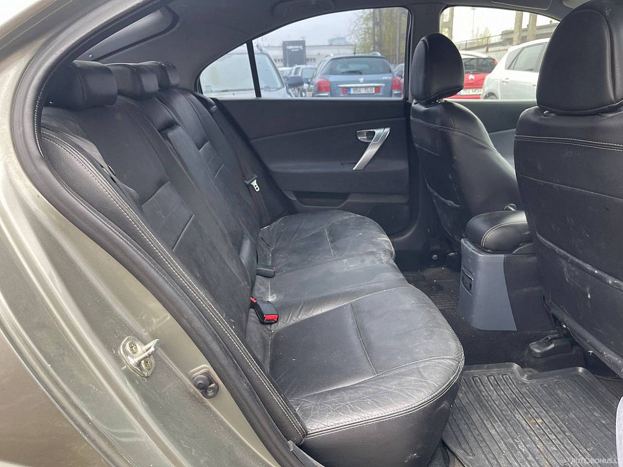 Nissan Primera | 5