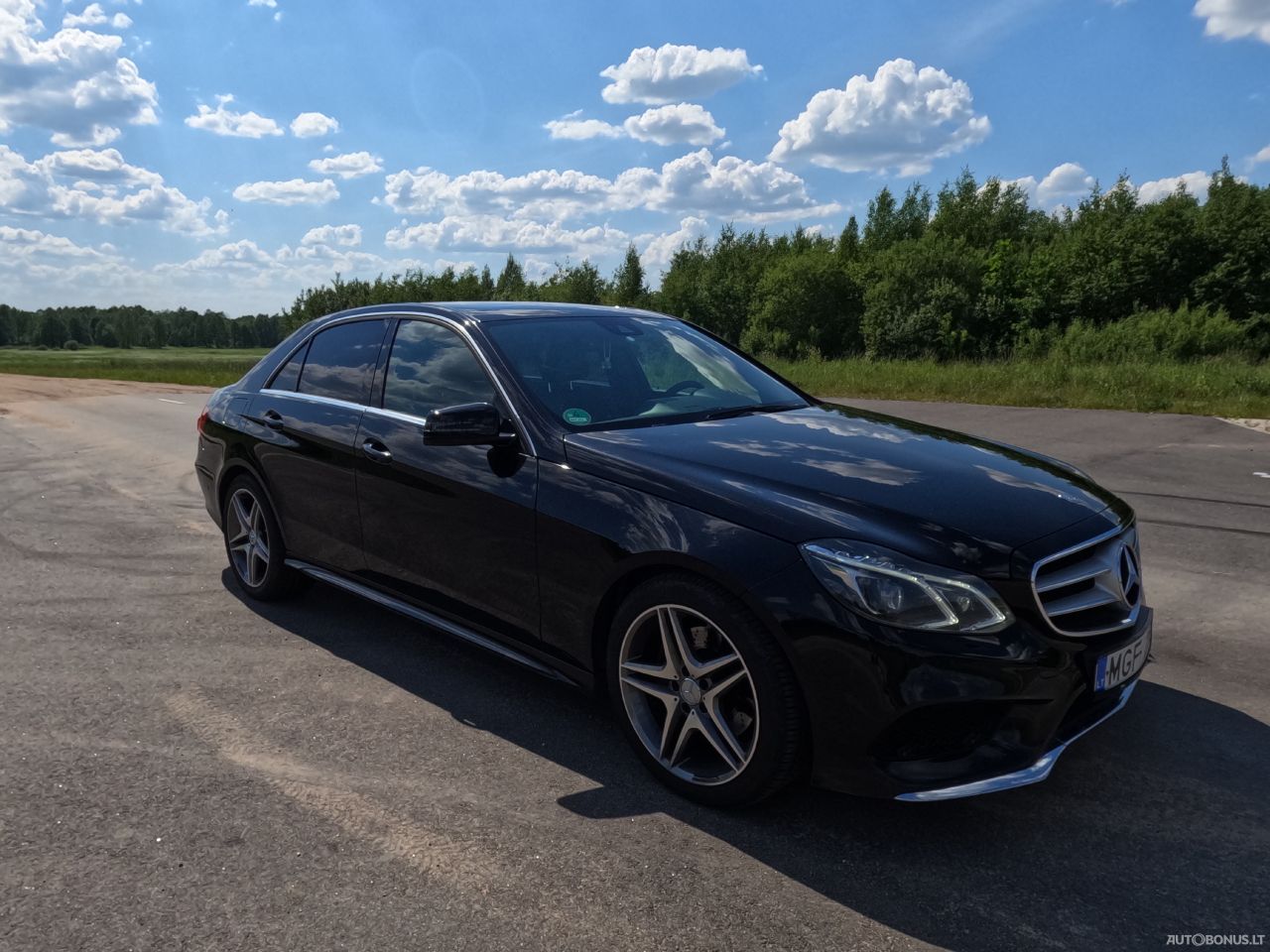 Mercedes-Benz E220 | 9