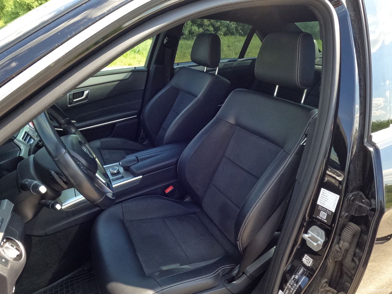Mercedes-Benz E220 | 11