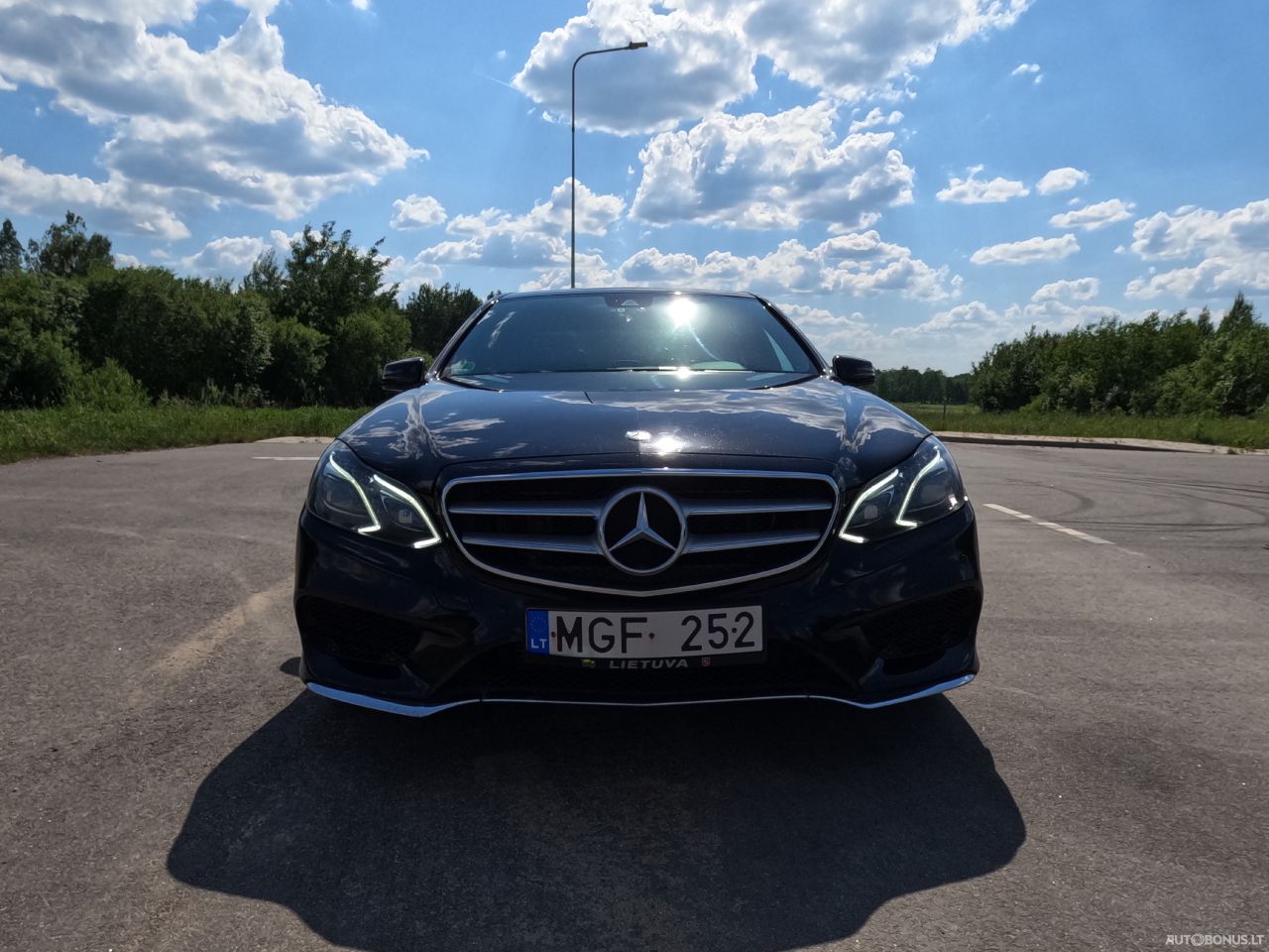 Mercedes-Benz E220 | 1