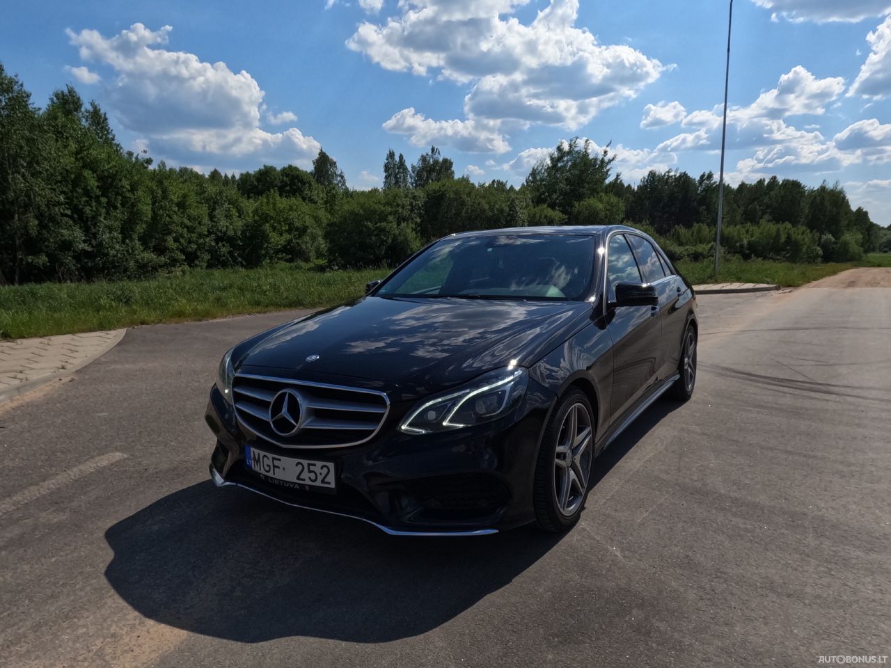 Mercedes-Benz E220 | 2