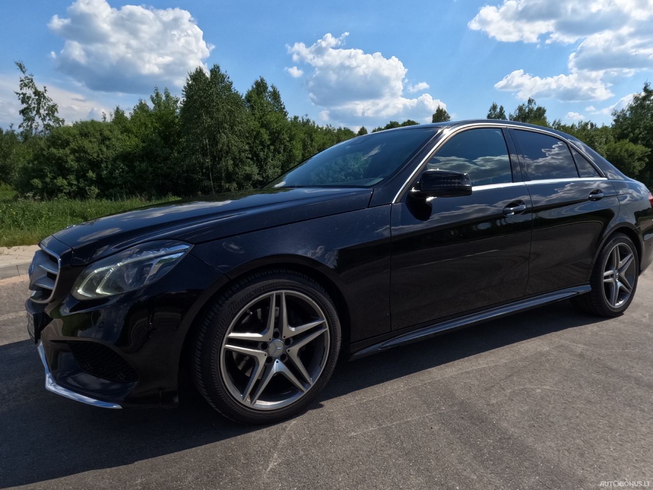 Mercedes-Benz E220 | 3