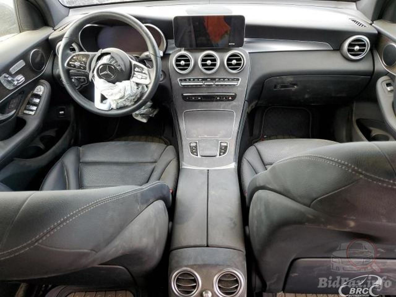 Mercedes-Benz GLC300 | 46