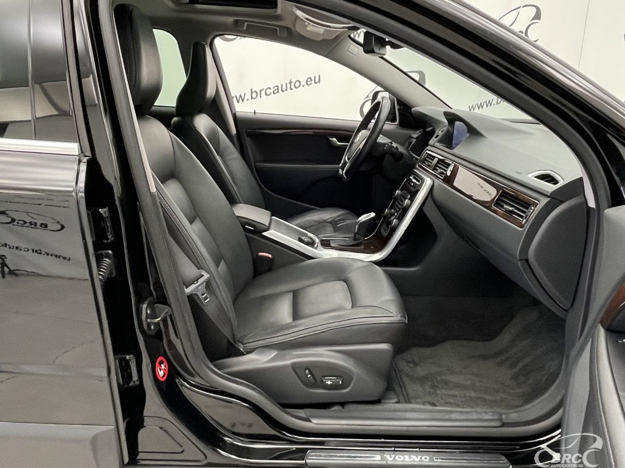 Volvo XC70 | 2