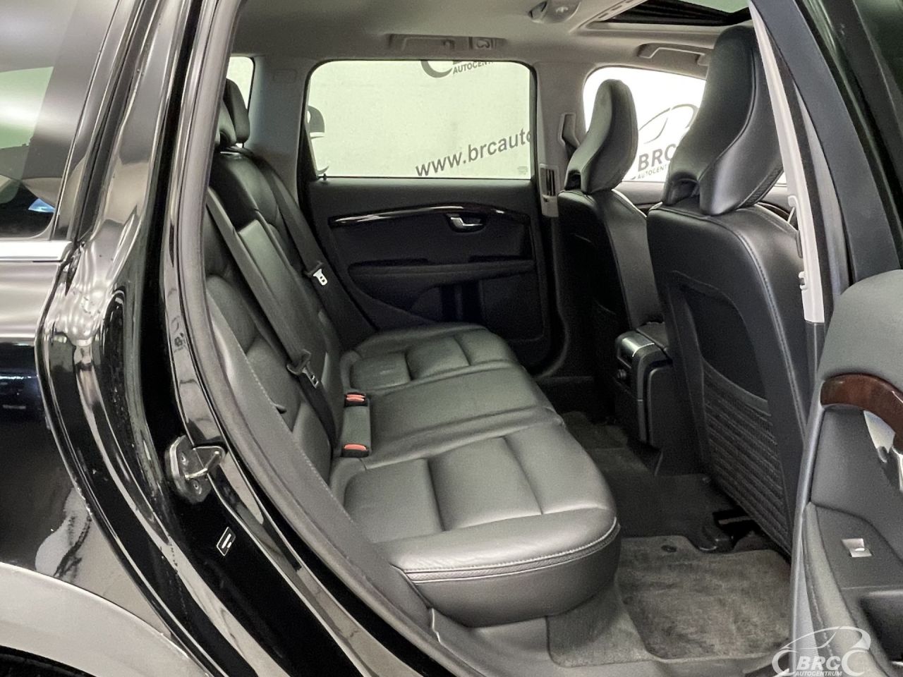 Volvo XC70 | 7