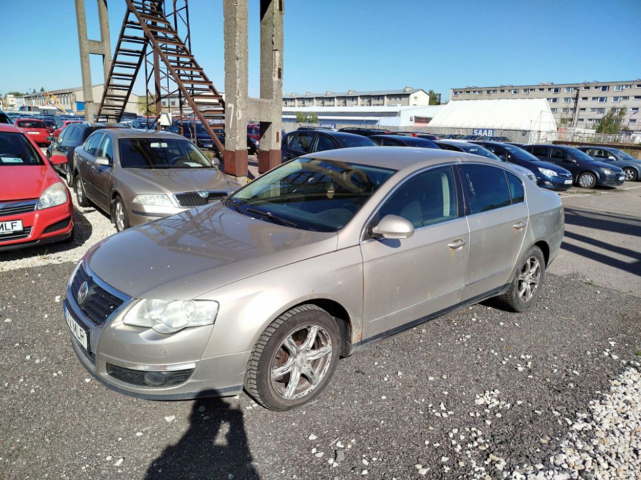 Volkswagen Passat | 1