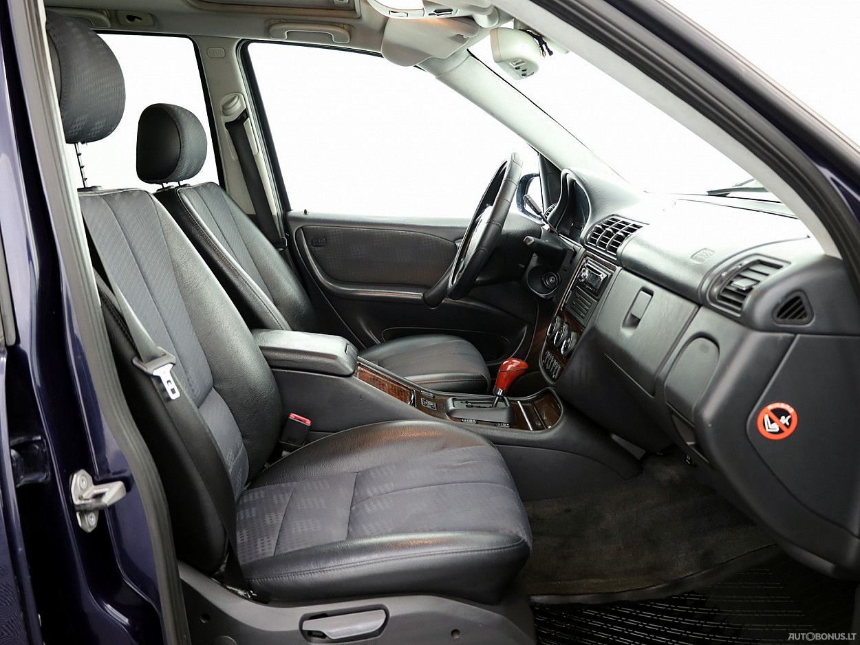 Mercedes-Benz ML270 | 5