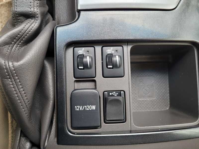 Toyota Land Cruiser | 28
