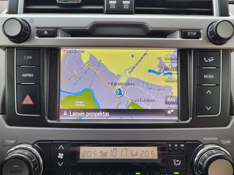 Toyota Land Cruiser | 25
