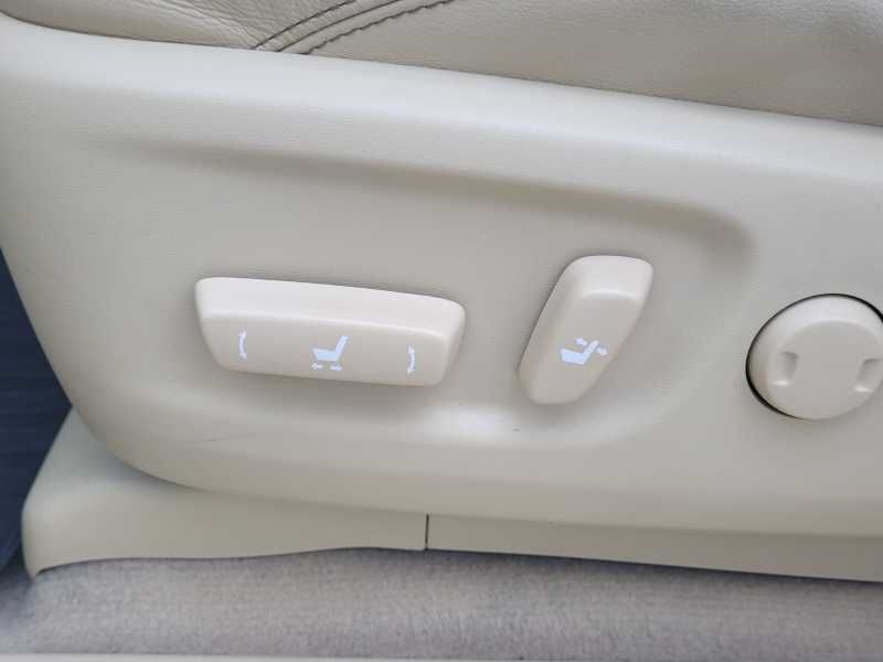 Toyota Land Cruiser | 29