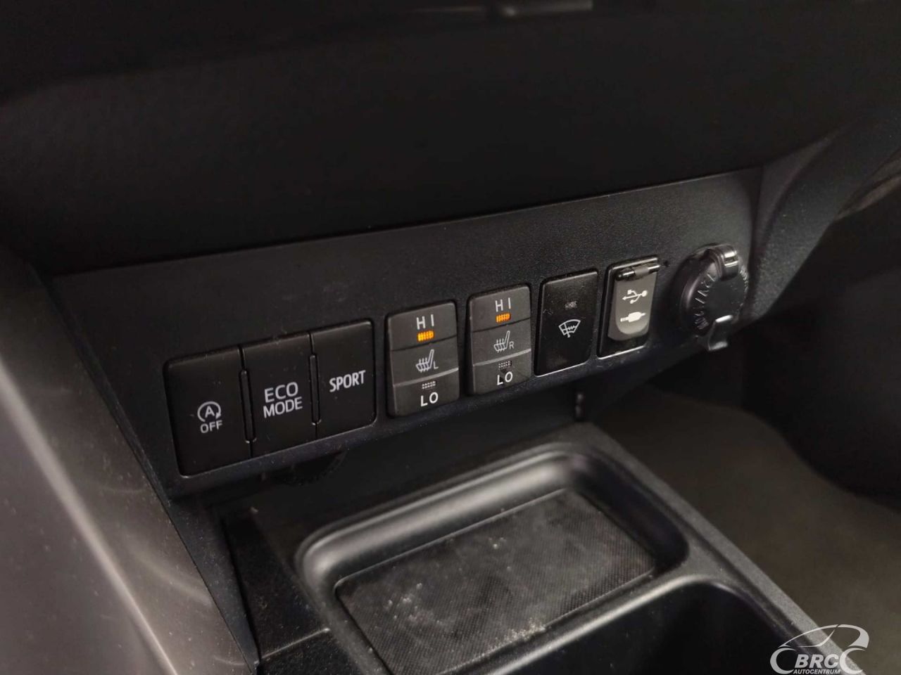 Toyota RAV4 | 15