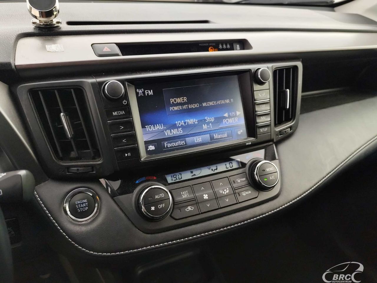 Toyota RAV4 | 13