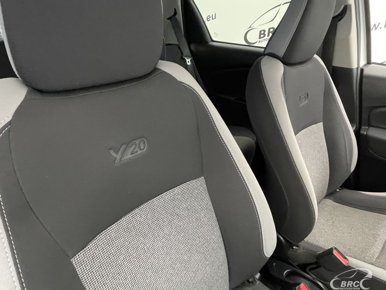 Toyota Yaris | 7
