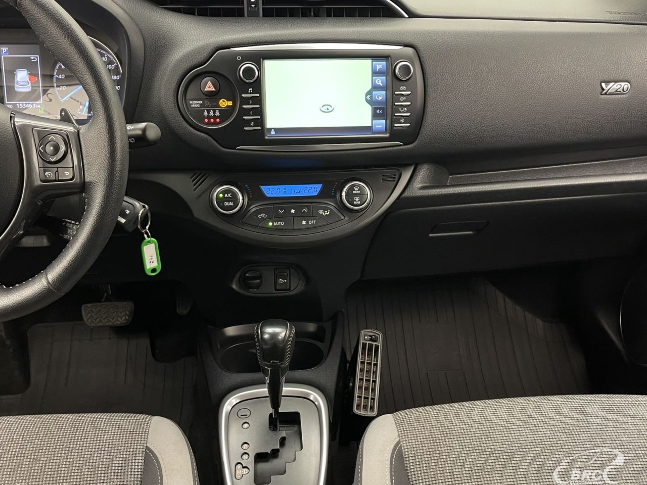 Toyota Yaris | 14