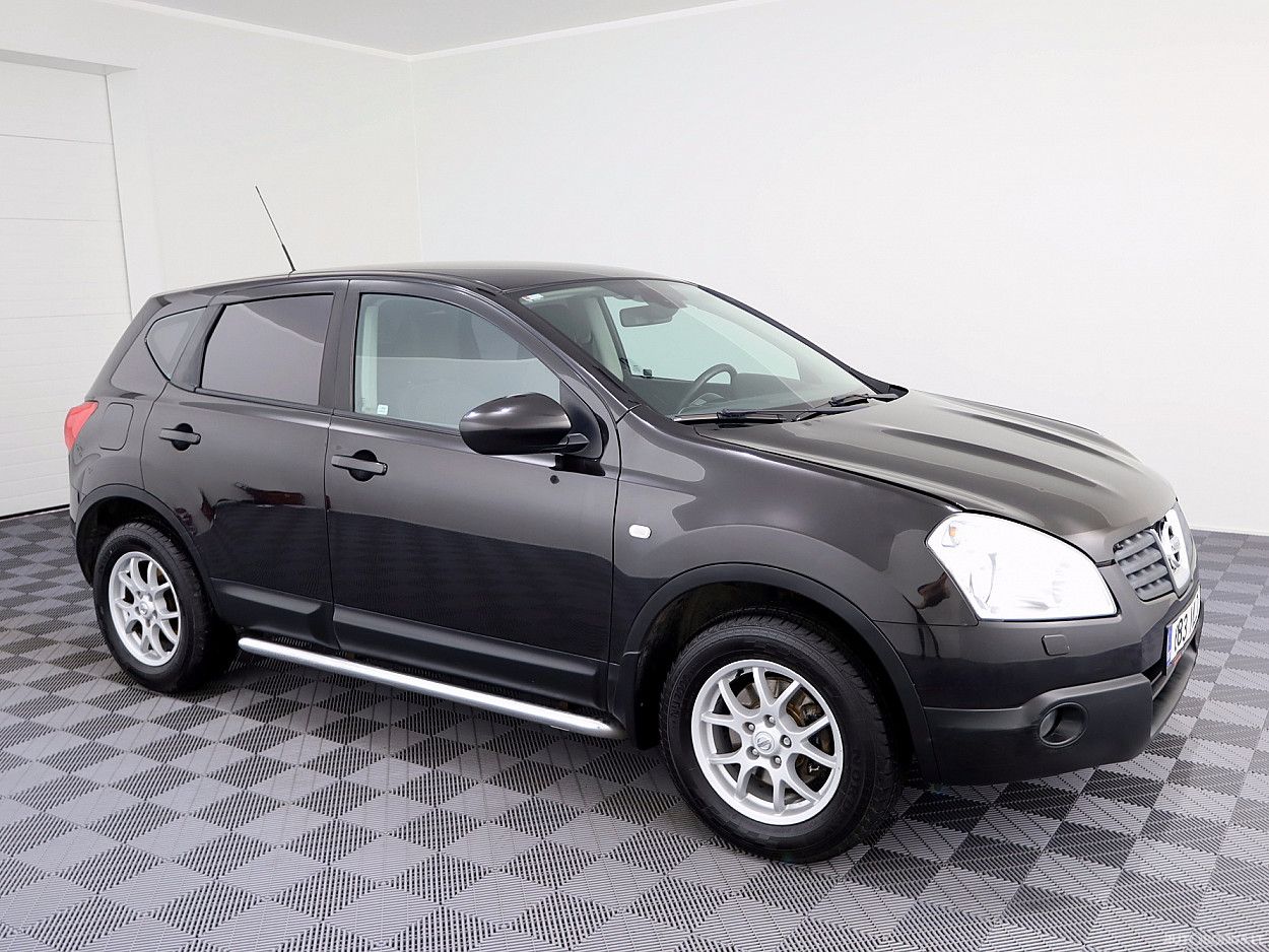 Nissan Qashqai, 2.0 l., Внедорожник