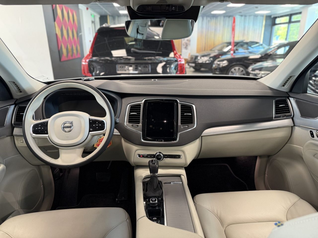 Volvo XC90 | 22
