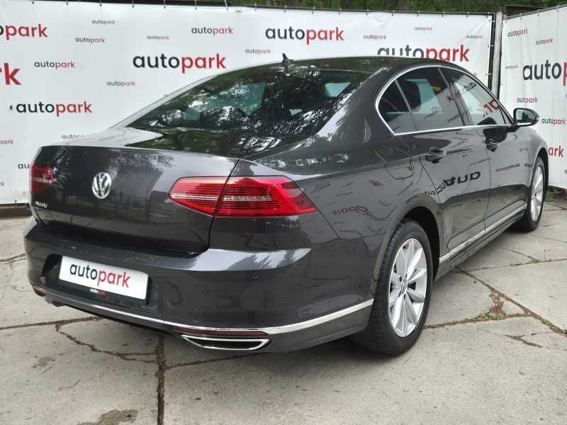 Volkswagen Passat | 3