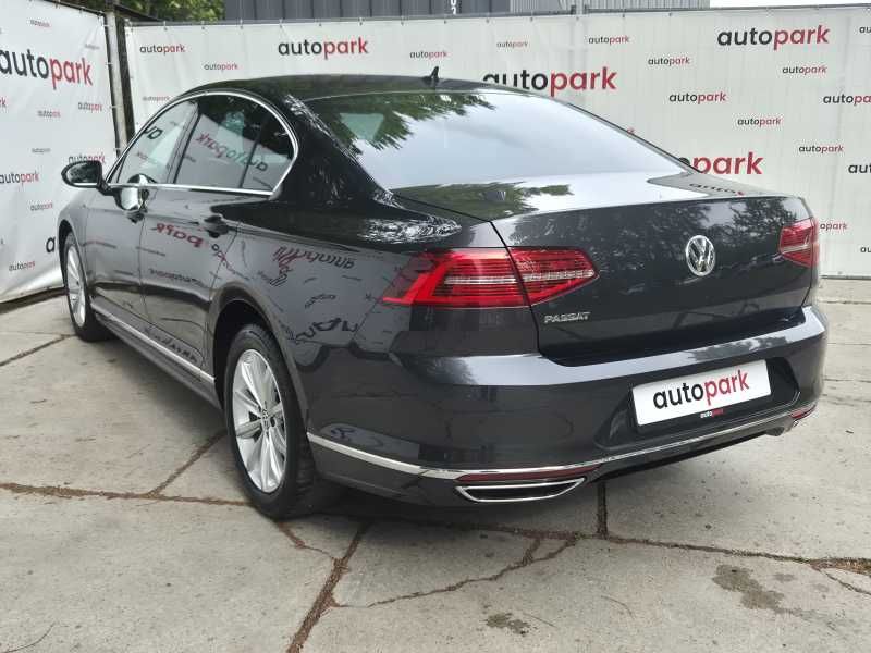 Volkswagen Passat | 4