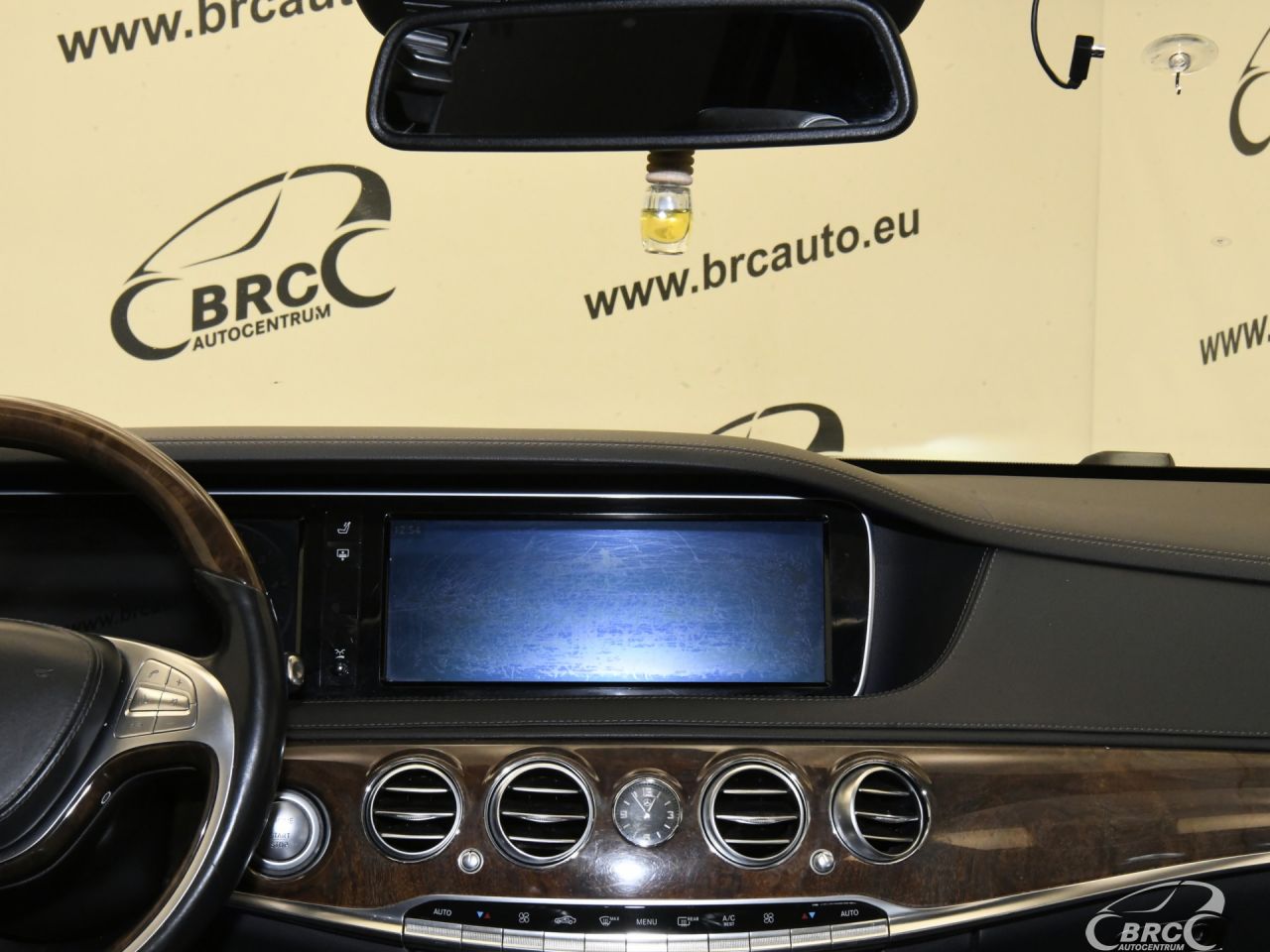 Mercedes-Benz S350 | 16