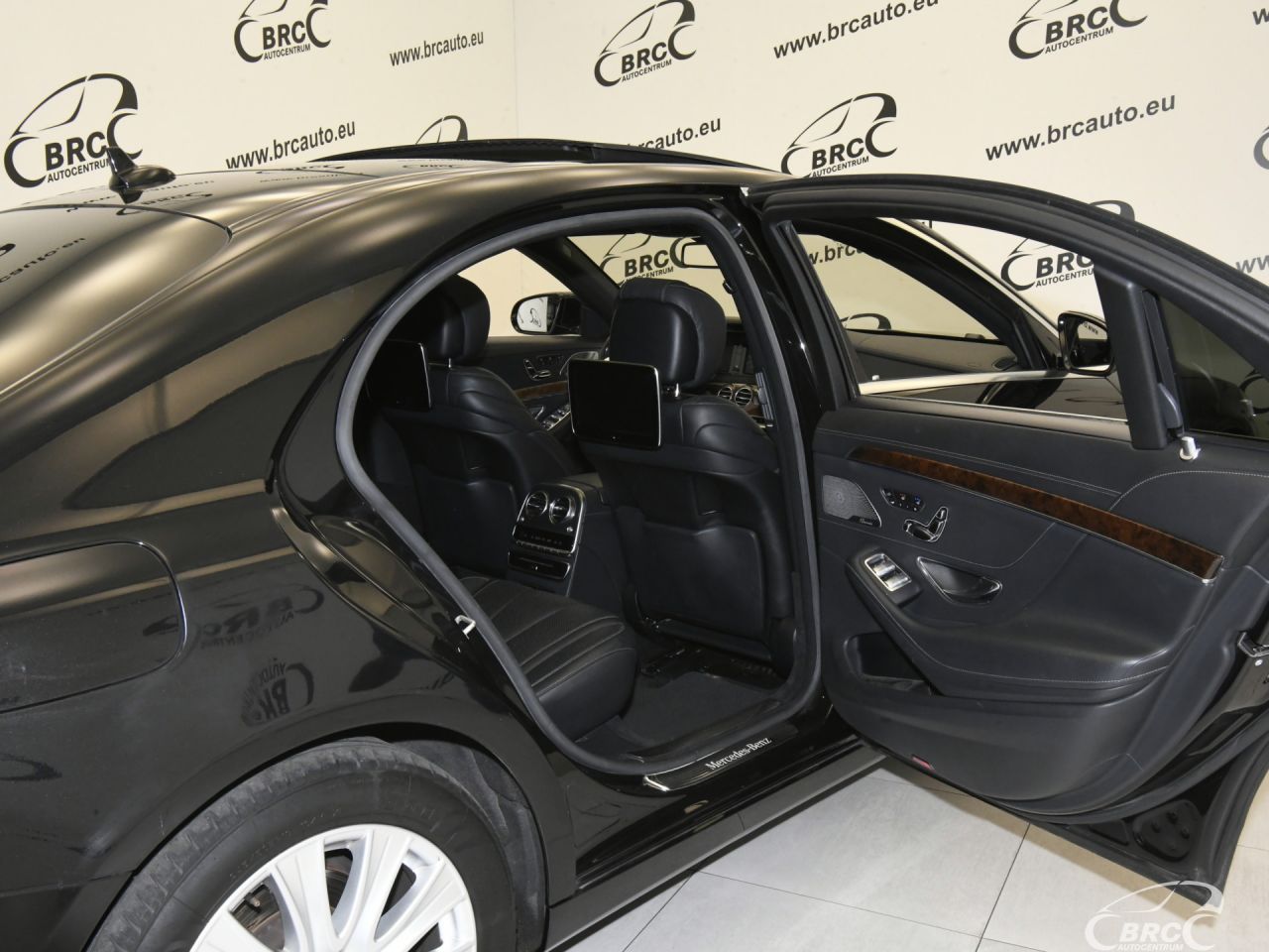 Mercedes-Benz S350 | 12