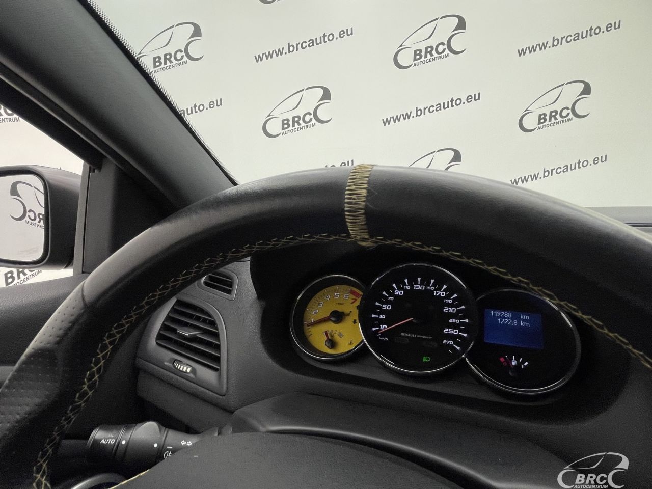 Renault Megane | 27
