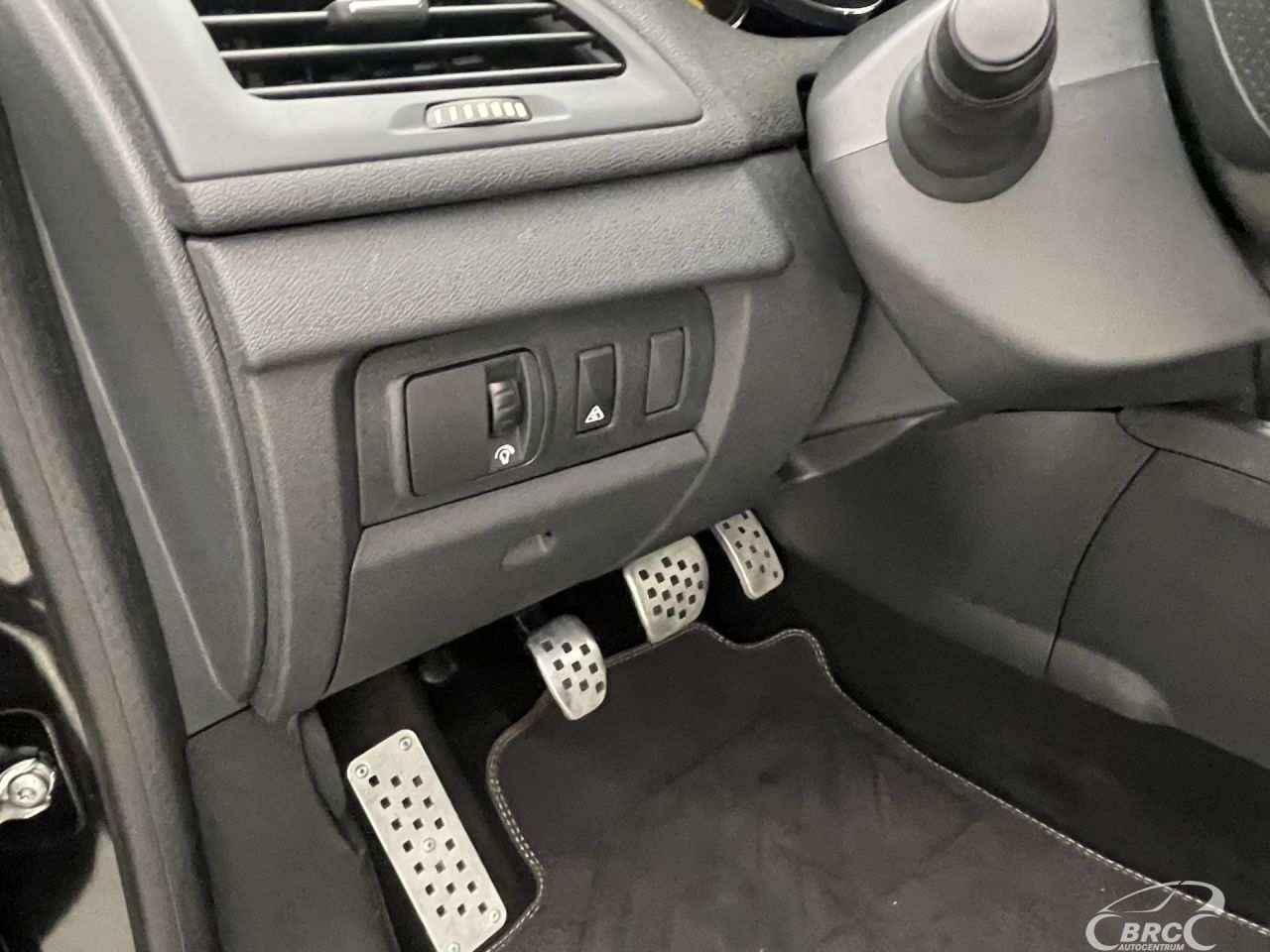 Renault Megane | 19