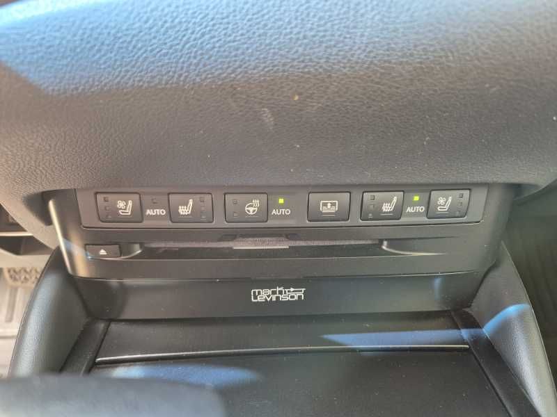 Lexus ES 300h | 21
