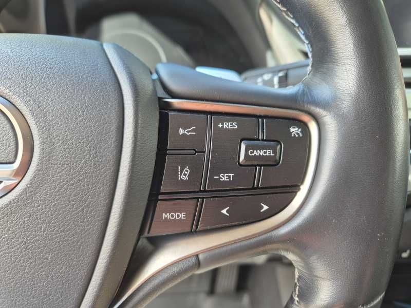 Lexus ES 300h | 12