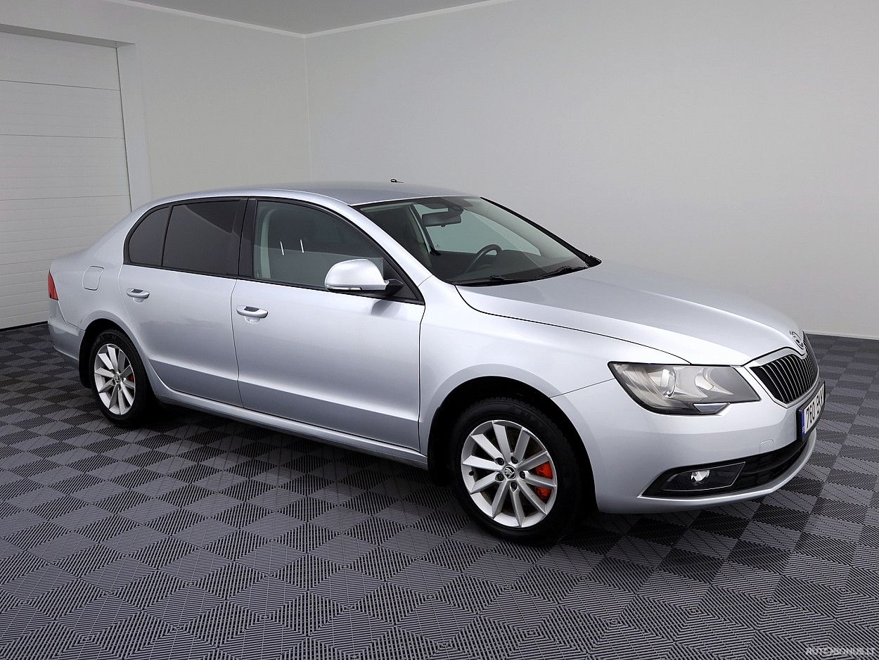 Skoda Superb, 1.4 l., saloon