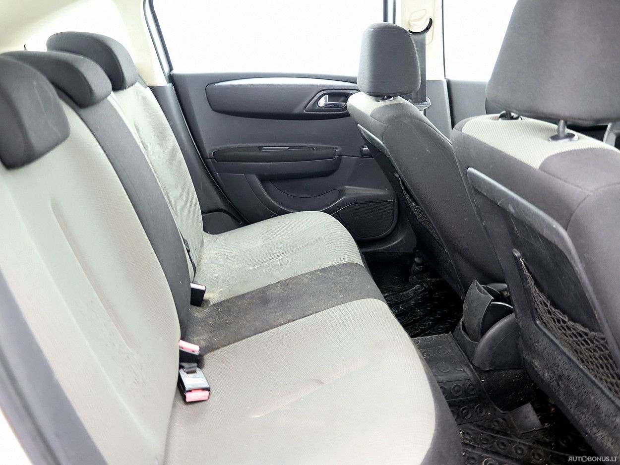Citroen C4 | 6