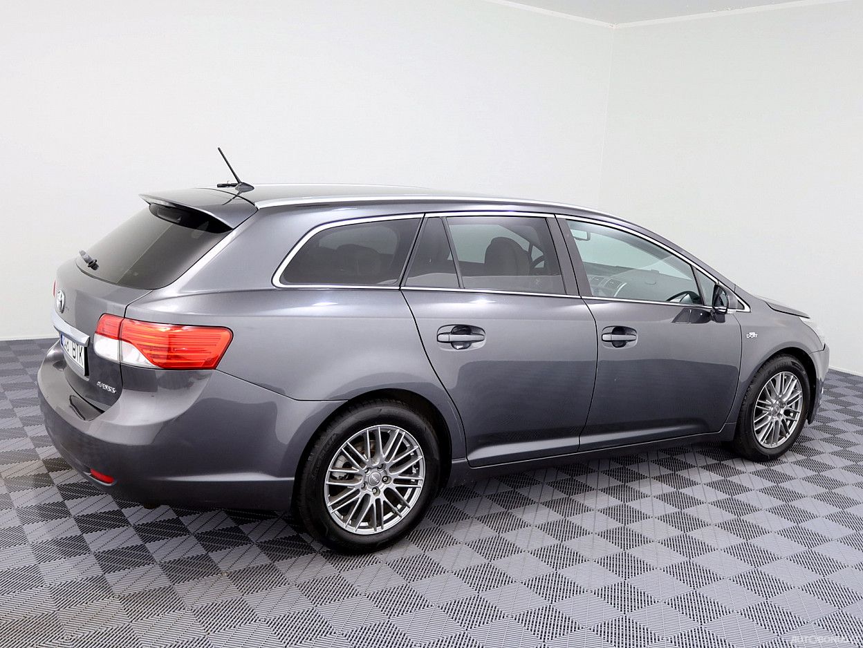 Toyota Avensis | 2