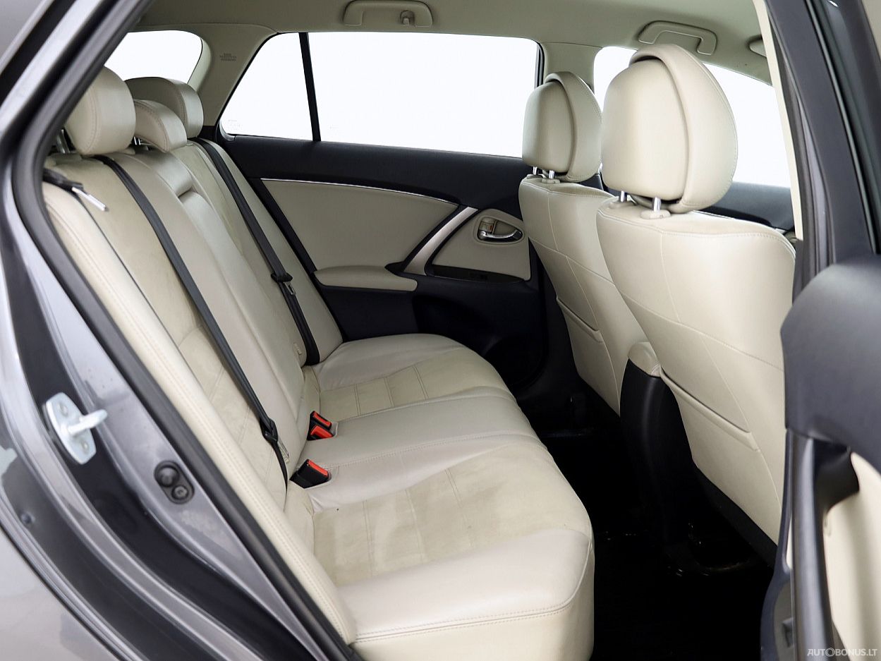 Toyota Avensis | 6