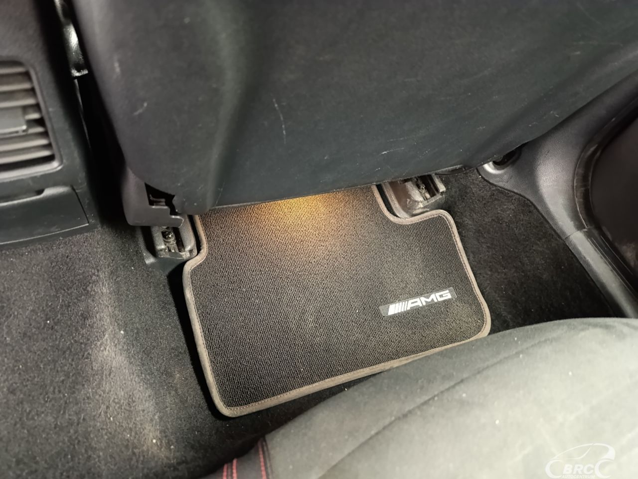 Mercedes-Benz GLA250 | 14