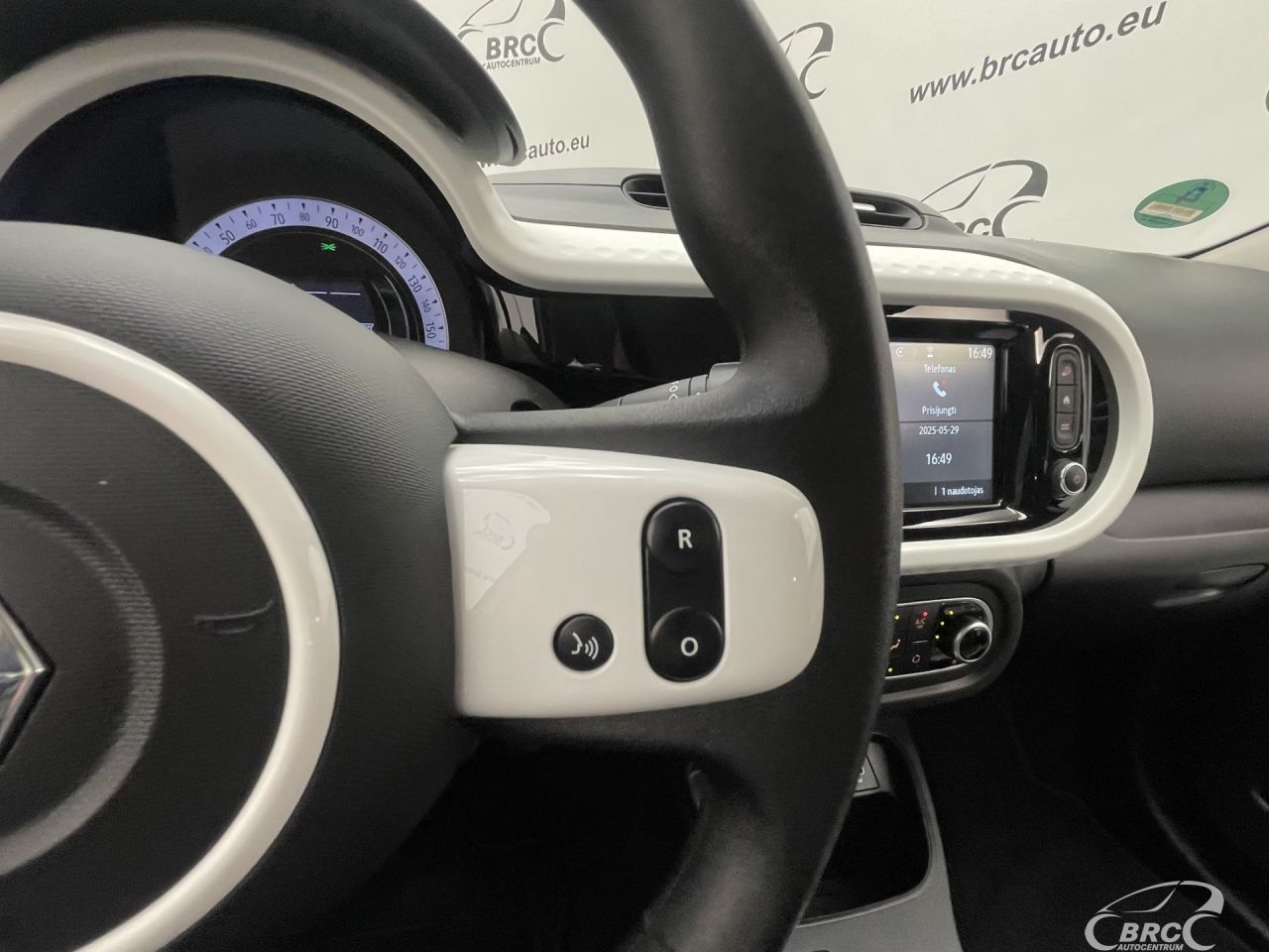 Renault Twingo | 21