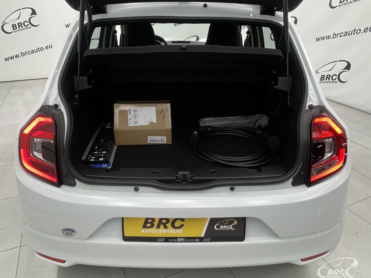 Renault Twingo | 28
