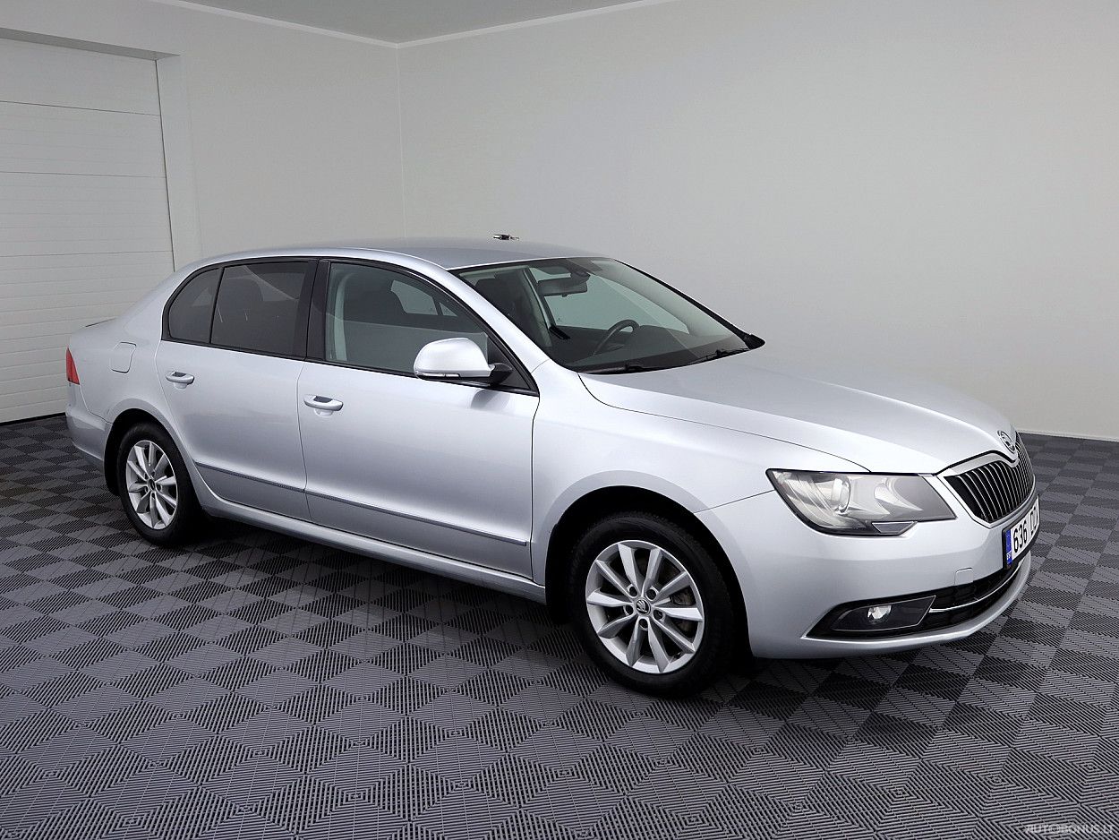 Skoda Superb, 1.6 l., saloon