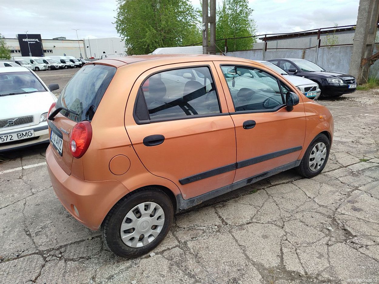Chevrolet Spark | 2
