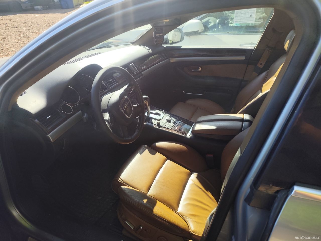 Audi A8 | 1