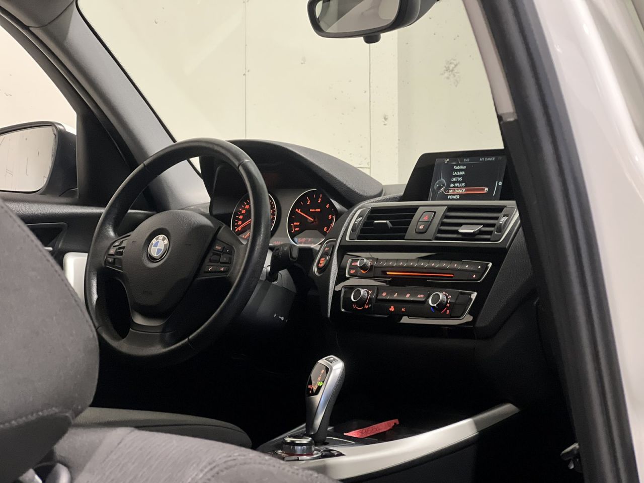 BMW 120 | 7