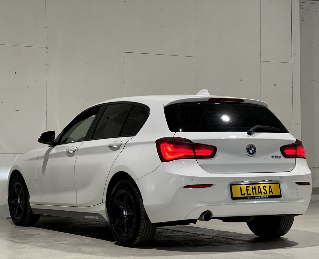 BMW 120 | 3