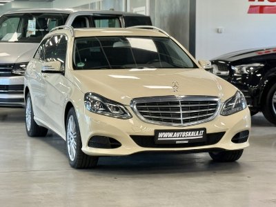 Mercedes-Benz E200 | 1