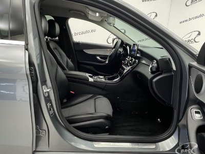 Mercedes-Benz C200 | 3