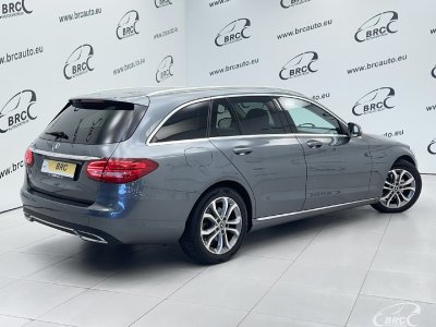 Mercedes-Benz C200 | 1