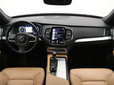 Volvo XC90 | 1