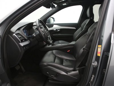 Volvo XC90 | 3