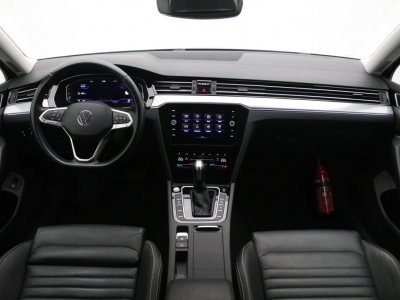 Volkswagen Passat | 1