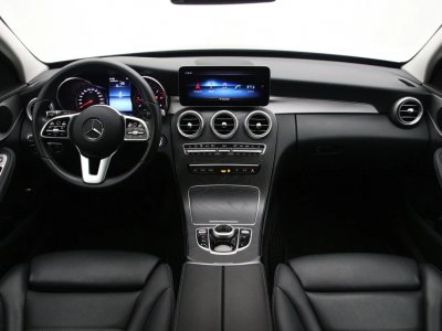 Mercedes-Benz C200 | 1