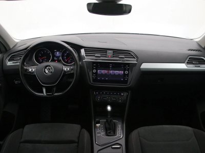 Volkswagen Tiguan | 1