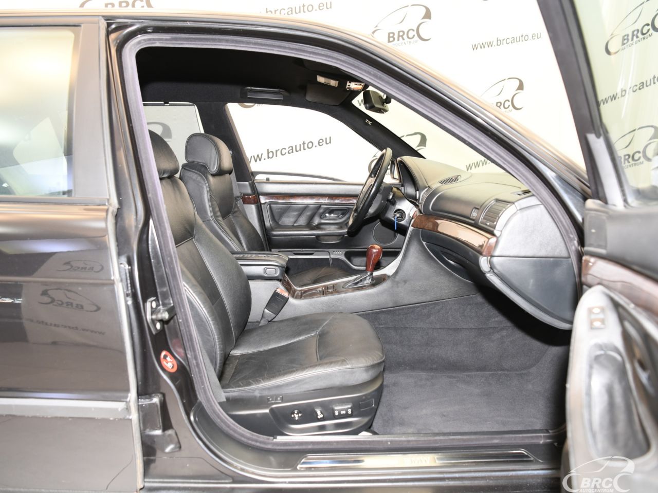 BMW 750 | 3