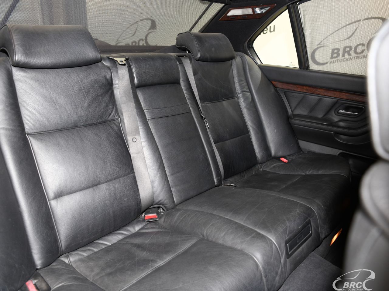 BMW 750 | 11